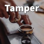 Tamper als Kaffemehl-Stampfer für Espresso